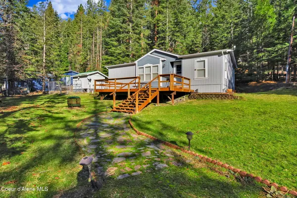 $450,000 | 181 Circle Drive, Hope, ID 83836