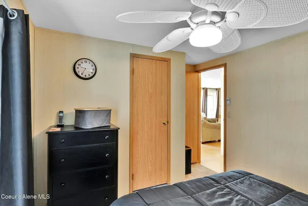 $450,000 | 181 Circle Drive, Hope, ID 83836