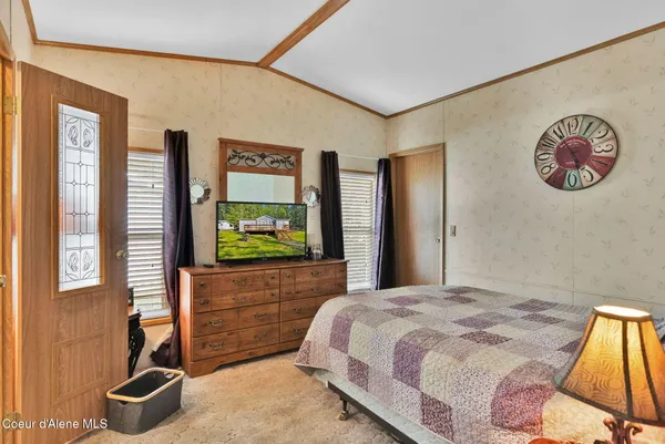 $450,000 | 181 Circle Drive, Hope, ID 83836