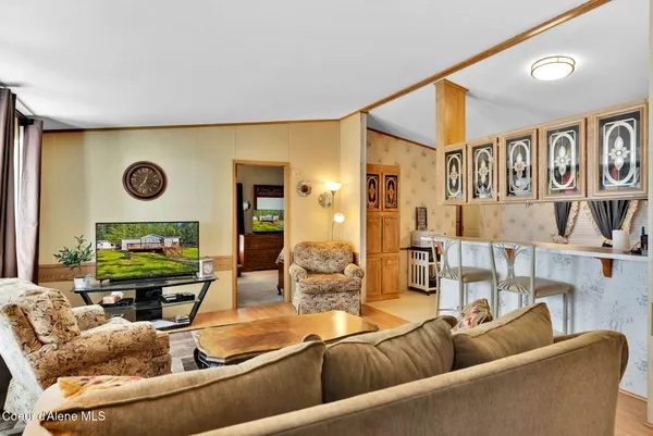 $450,000 | 181 Circle Drive, Hope, ID 83836