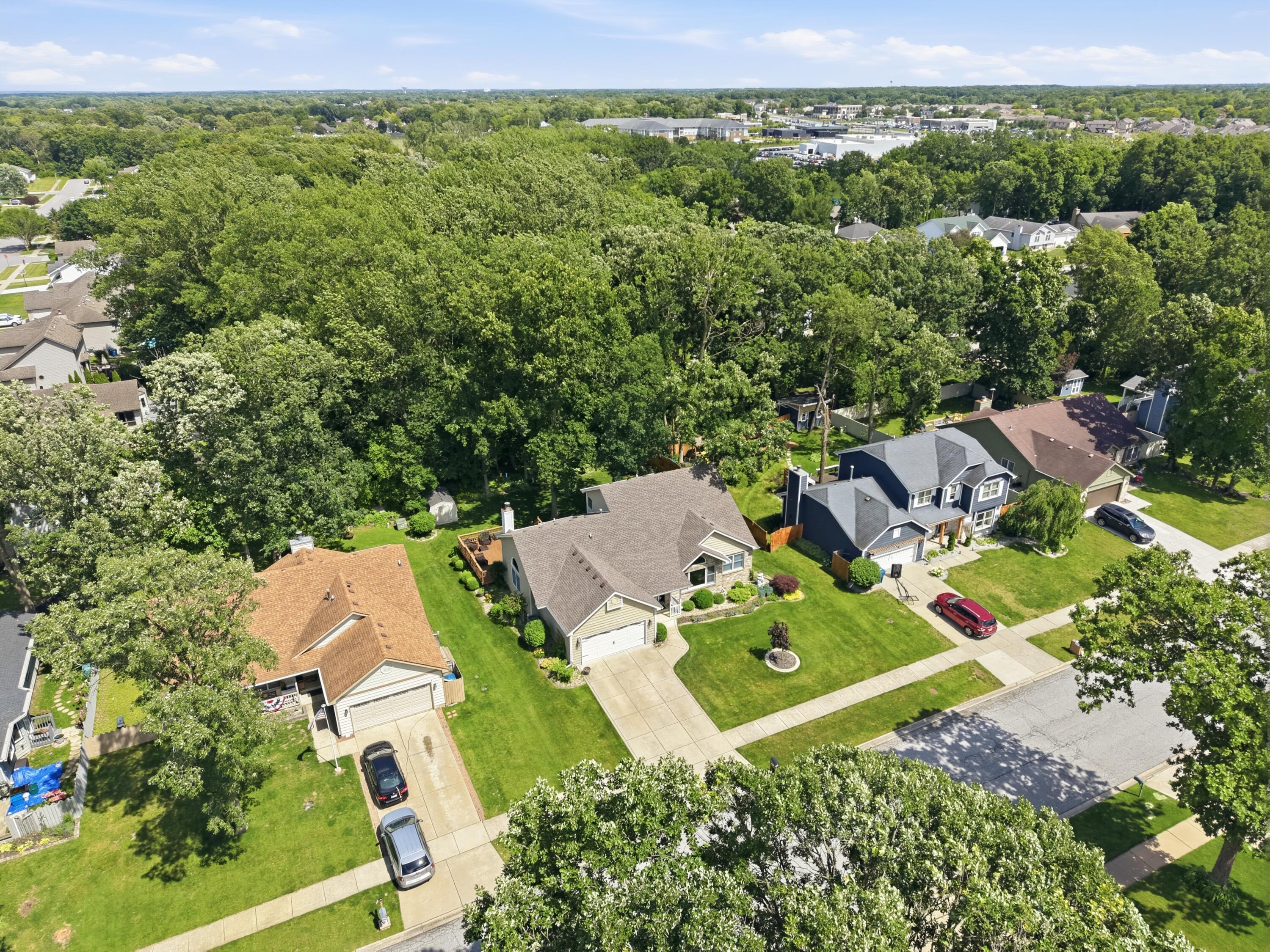7621 Hamlin Street Crown Point, IN 46307 - Photo 37 of 38 3000x2250