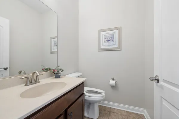 $725,000 | 2067 Edgeview Drive, New Lenox, IL 60451