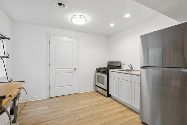 $725,000 | 2067 Edgeview Drive, New Lenox, IL 60451