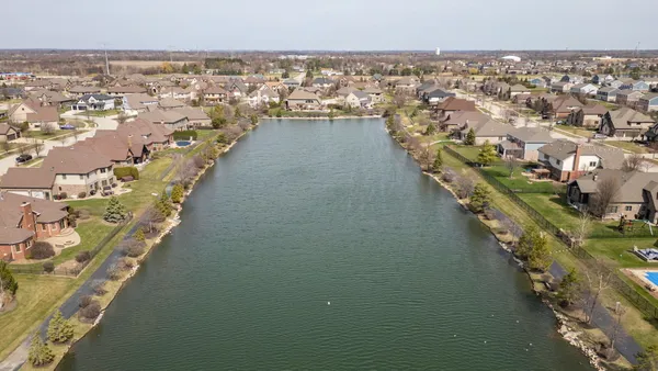 $725,000 | 2067 Edgeview Drive, New Lenox, IL 60451