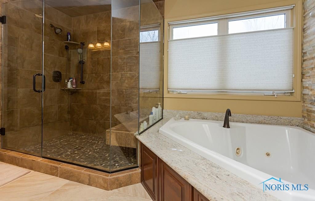 3753 Herr Road Sylvania, OH 43560 - Photo 8 of 36 Gallery Image 8