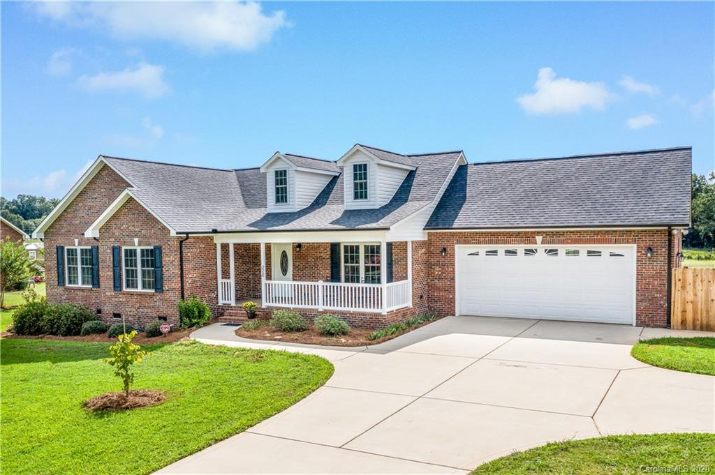 3958 Goodson Road Lincolnton, NC 28092 - Photo 1 of 29 Gallery Image 1
