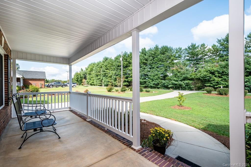 3958 Goodson Road Lincolnton, NC 28092 - Photo 2 of 29 Gallery Image 2