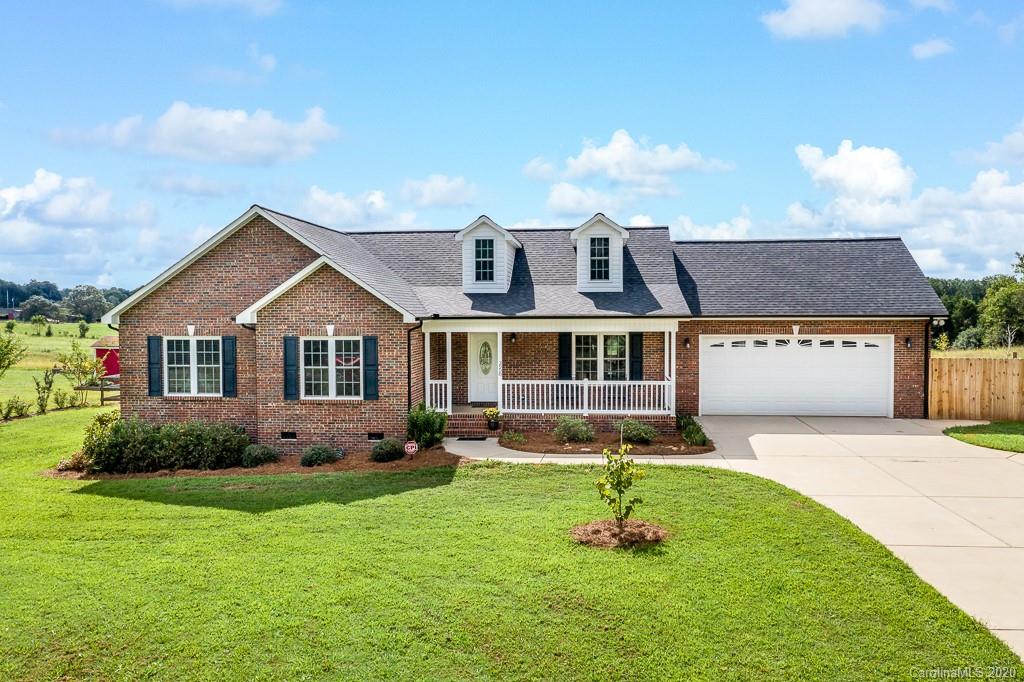 3958 Goodson Road Lincolnton, NC 28092 - Photo 3 of 29 Gallery Image 3
