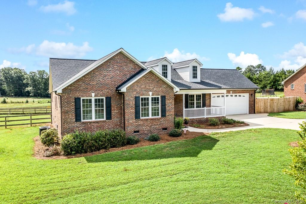 3958 Goodson Road Lincolnton, NC 28092 - Photo 5 of 29 Gallery Image 5