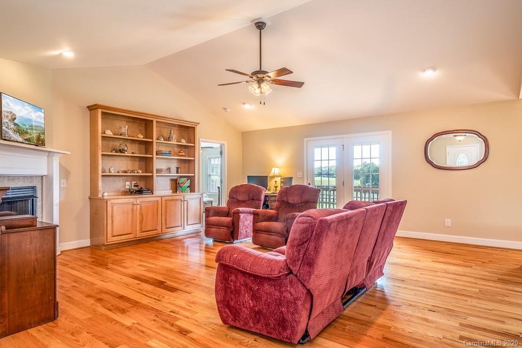 3958 Goodson Road Lincolnton, NC 28092 - Photo 7 of 29 Gallery Image 7