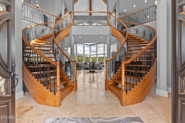 $5,747,000 | 643 Crown Pointe Road, La Follette, TN 37766