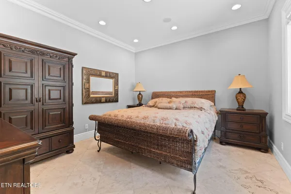 $5,747,000 | 643 Crown Pointe Road, La Follette, TN 37766