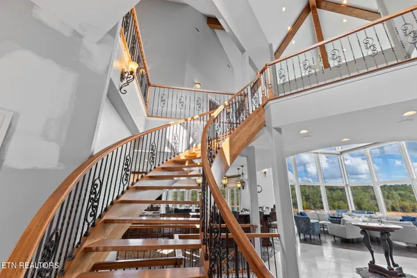 $5,747,000 | 643 Crown Pointe Road, La Follette, TN 37766