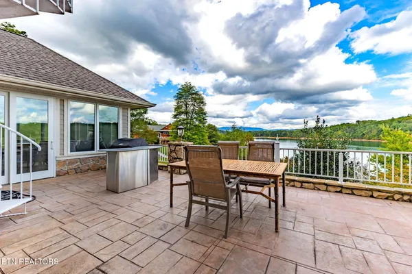 $5,747,000 | 643 Crown Pointe Road, La Follette, TN 37766