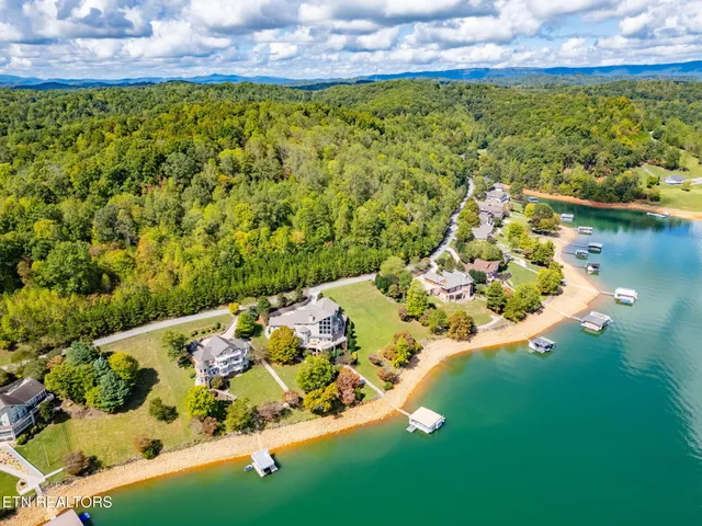 $5,747,000 | 643 Crown Pointe Road, La Follette, TN 37766