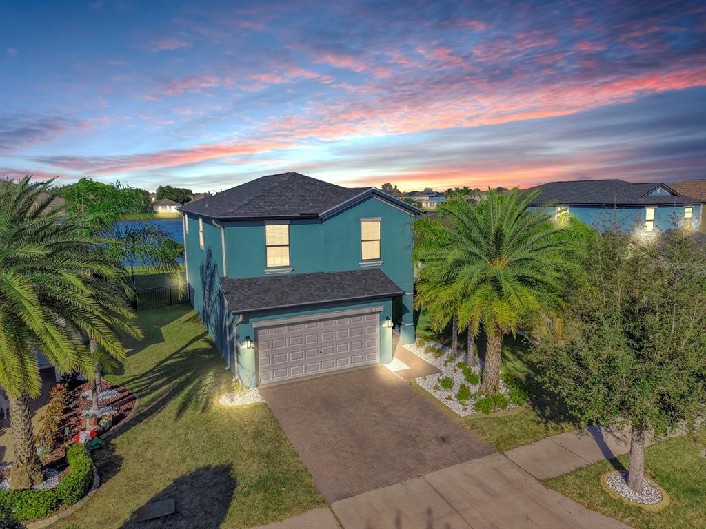 10136 Newminster Loop Ruskin, FL 33573 - Photo 2 of 64