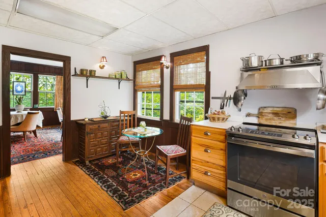 $1,600,000 | 1186 Old US Highway 70, Black Mountain, NC 28711