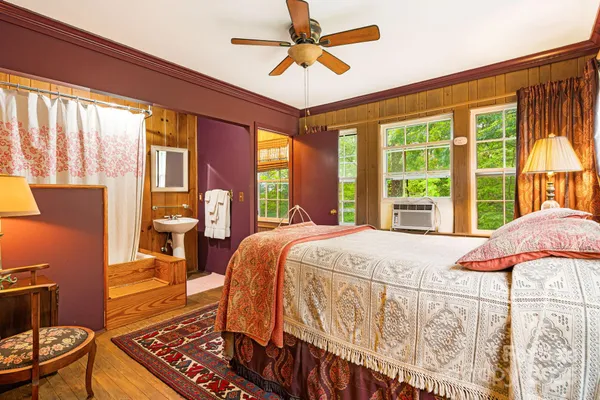 $1,500,000 | 1186 Old US Highway 70, Black Mountain, NC 28711