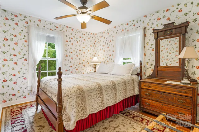 $1,600,000 | 1186 Old US Highway 70, Black Mountain, NC 28711