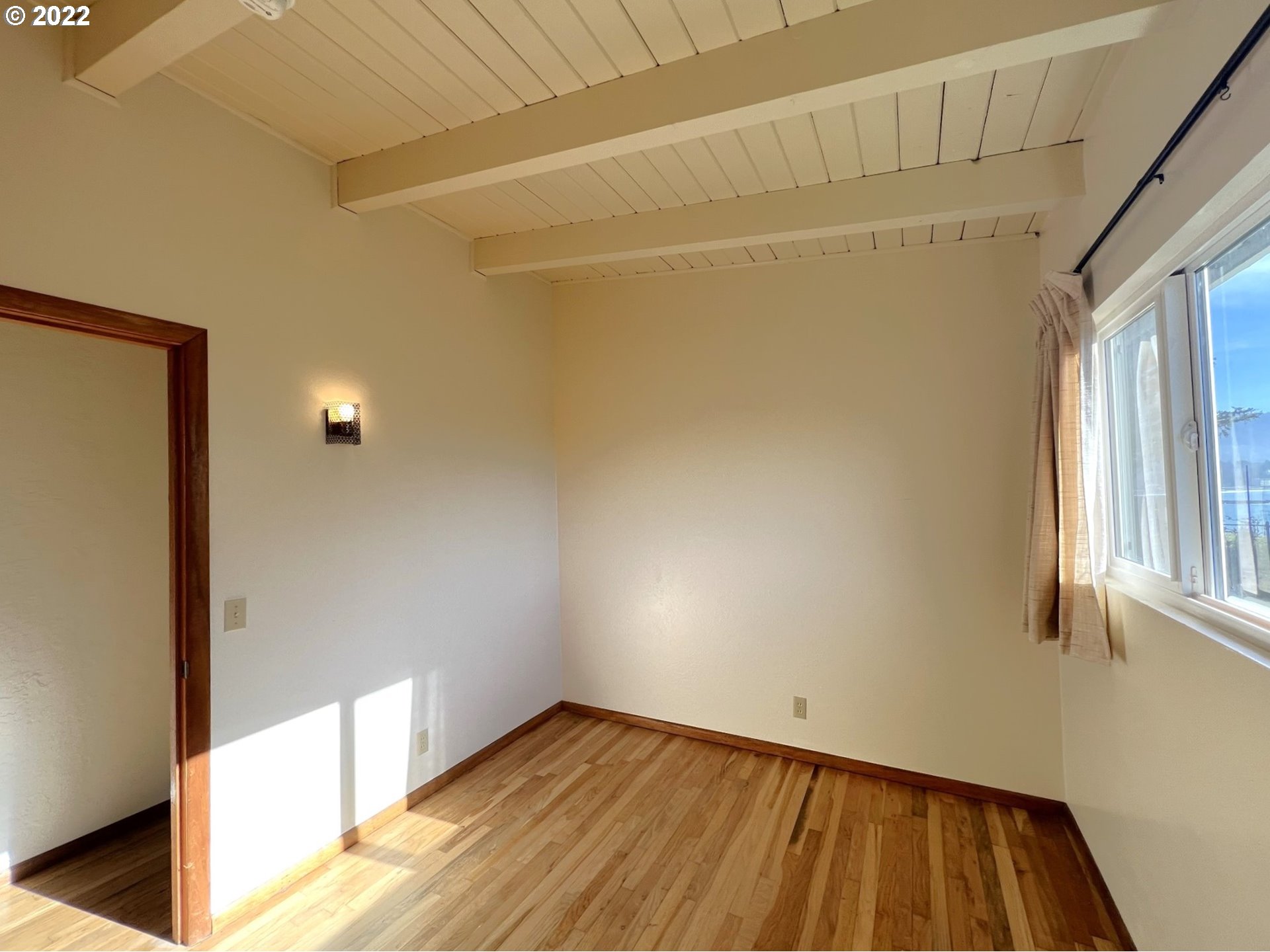104 Tanbark Road Brookings, OR 97415 - Photo 18 of 32 Bedroom