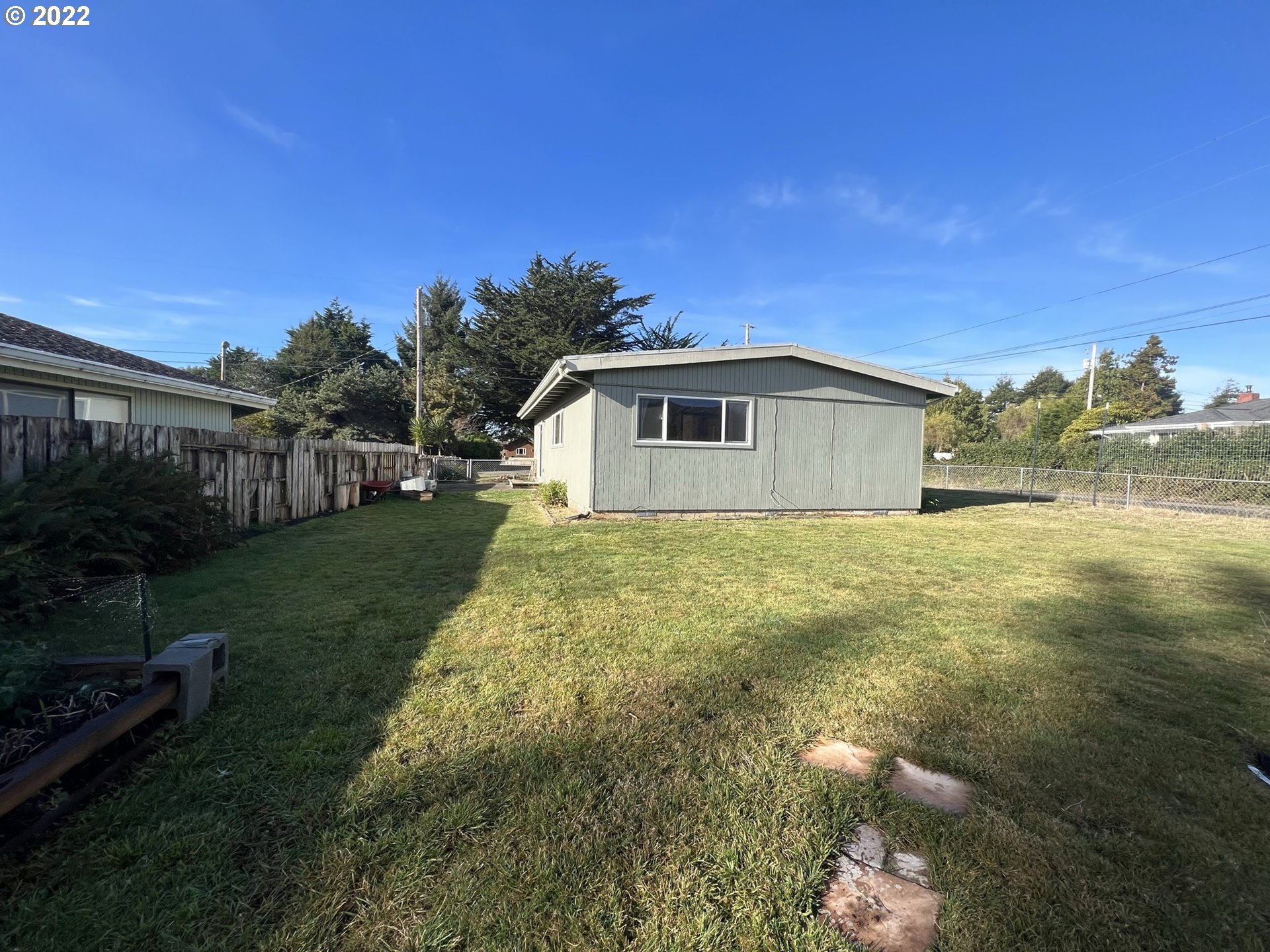 104 Tanbark Road Brookings, OR 97415 - Photo 20 of 32 Yard