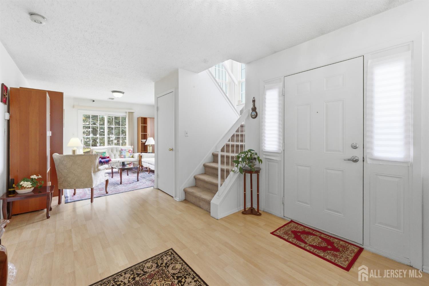 253 Nebula Road Piscataway, NJ 08854 - Photo 12 of 38