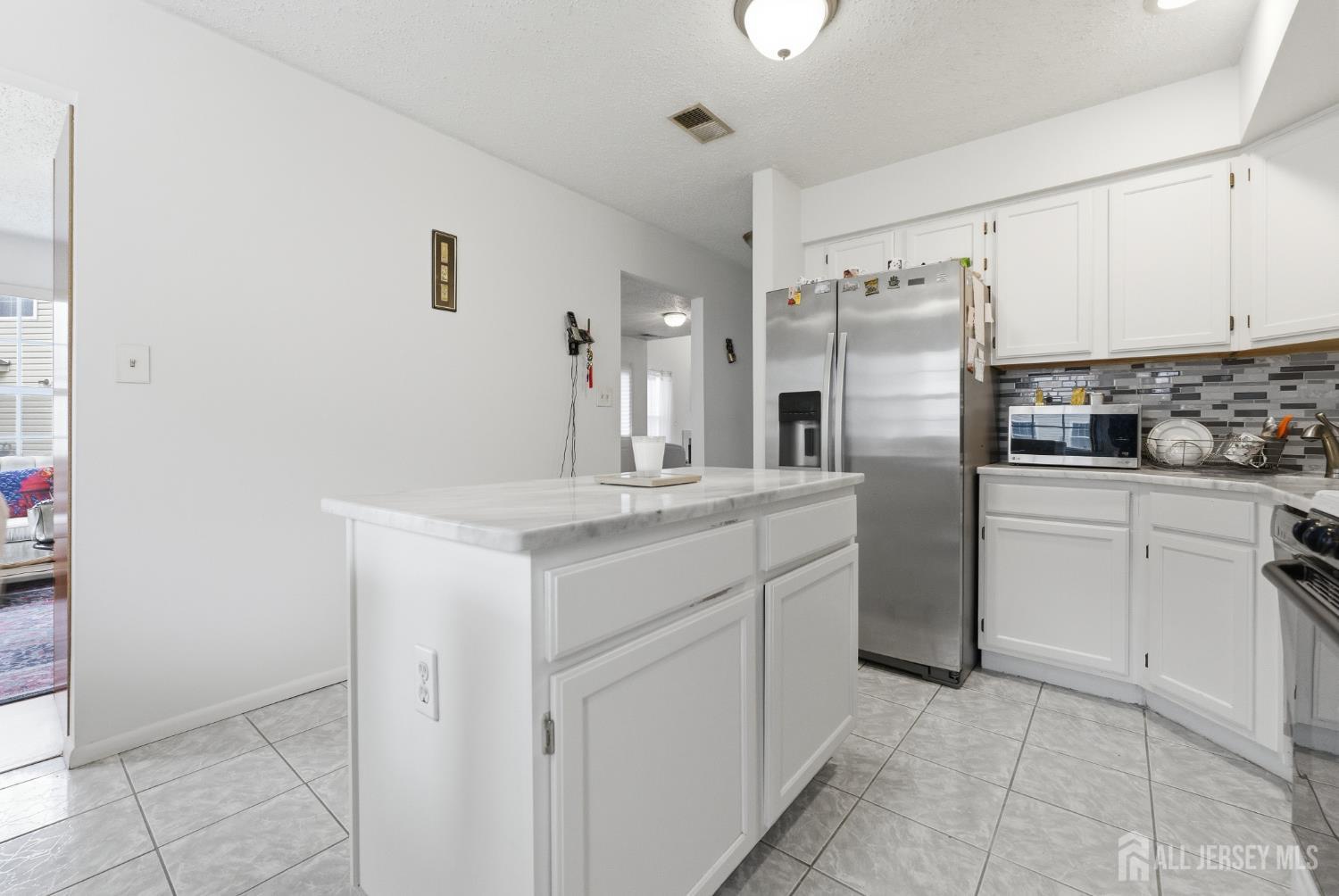 253 Nebula Road Piscataway, NJ 08854 - Photo 22 of 38