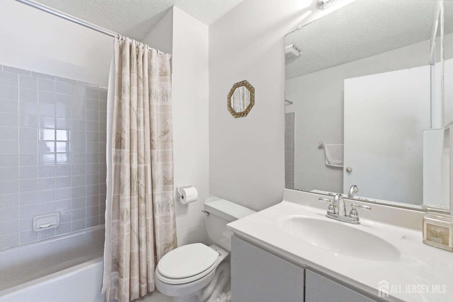 253 Nebula Road Piscataway, NJ 08854 - Photo 25 of 38