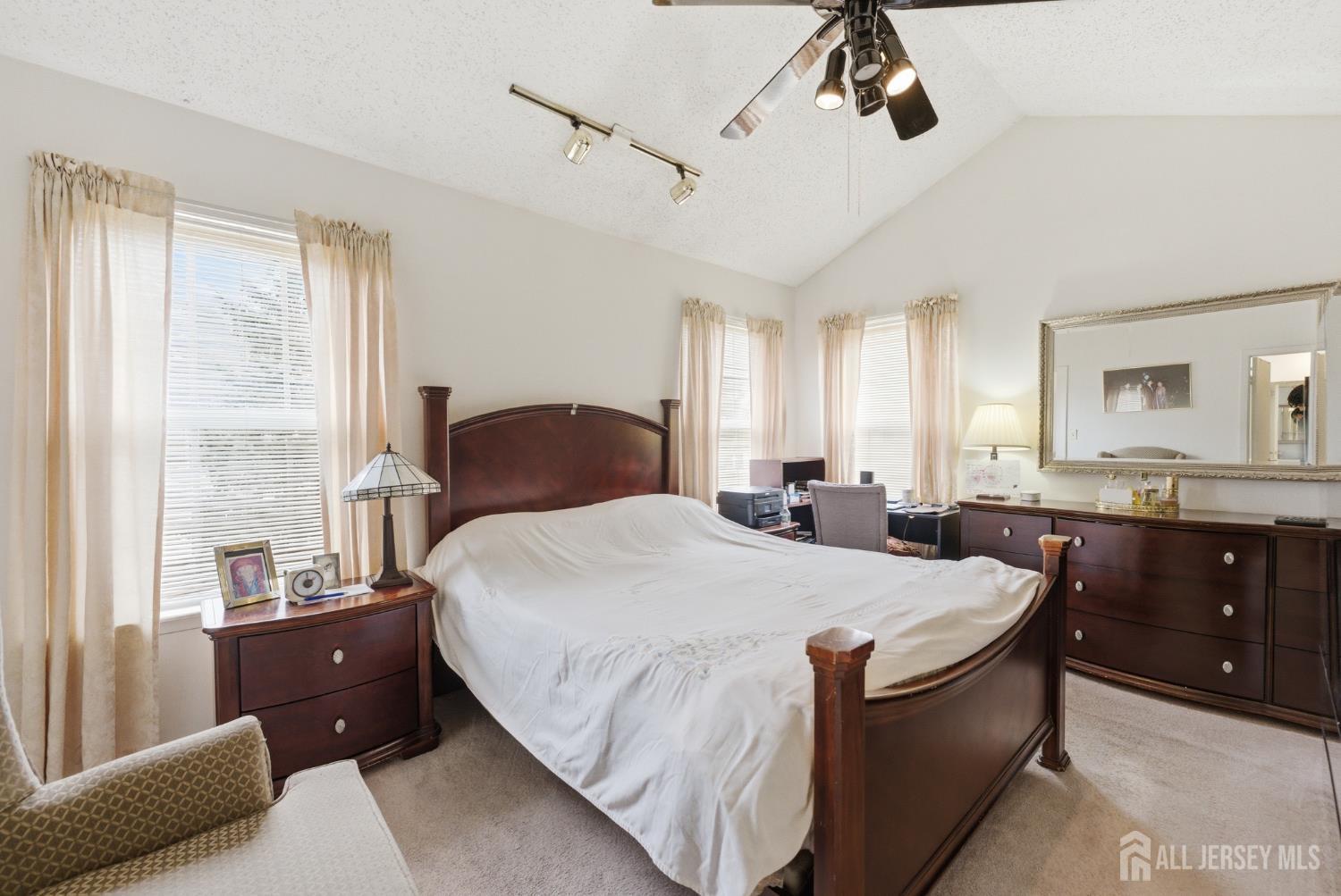 253 Nebula Road Piscataway, NJ 08854 - Photo 29 of 38