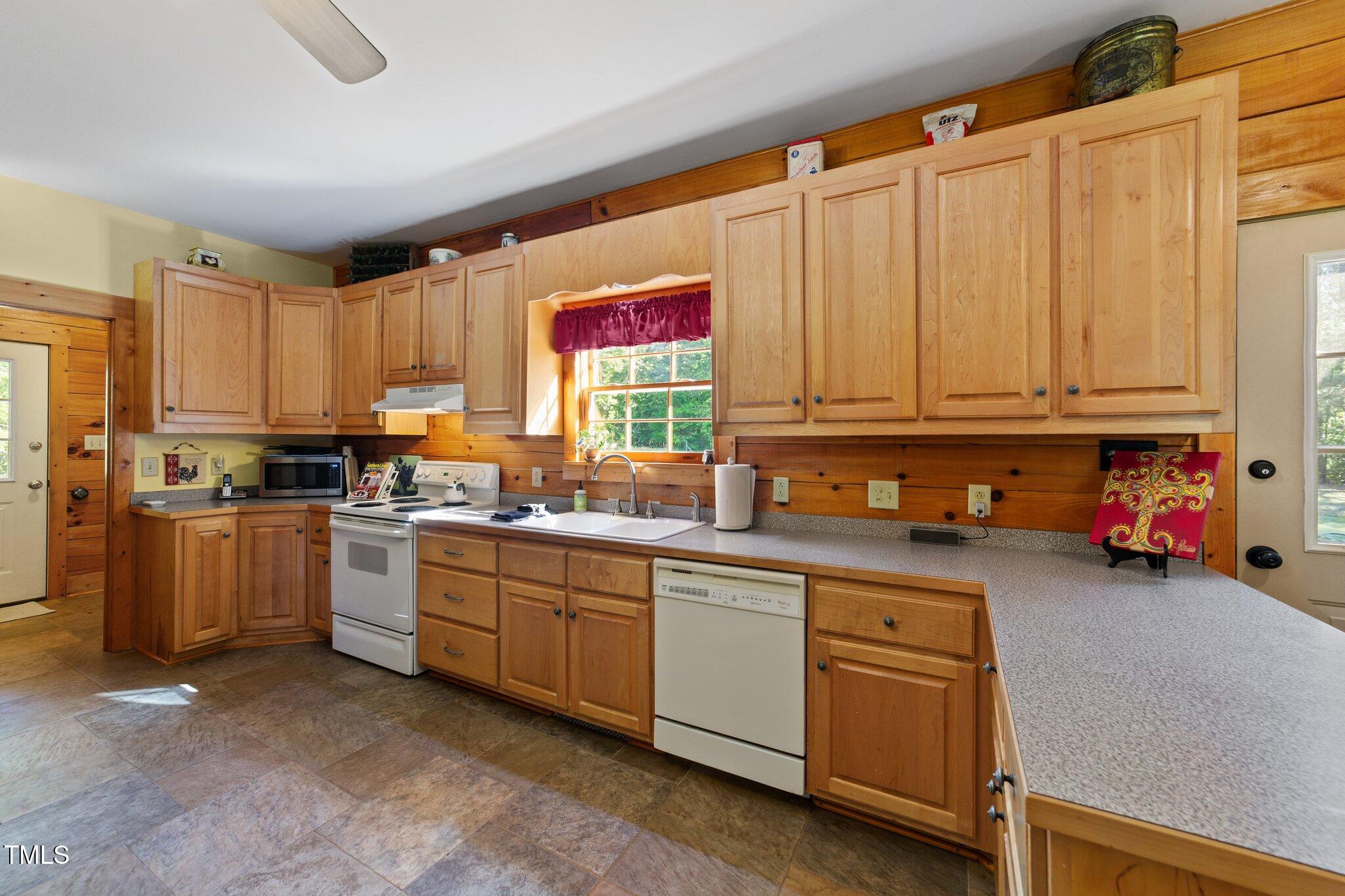 407 Howard Tant Road Zebulon, NC 27597 - Photo 22 of 80 74-web-or-mls-VB4A3032