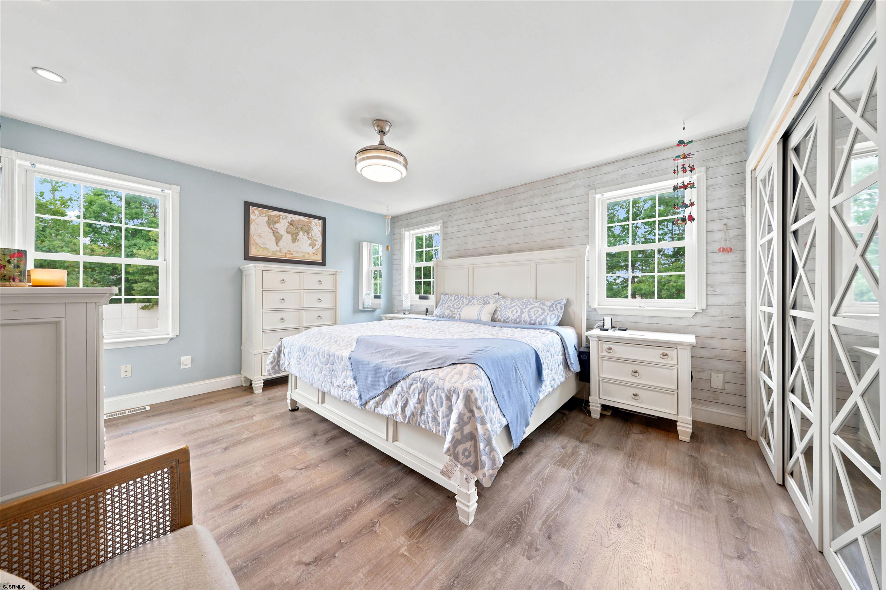 2 East Ridgewood Avenue Galloway Township, NJ 08205 - Photo 9 of 27