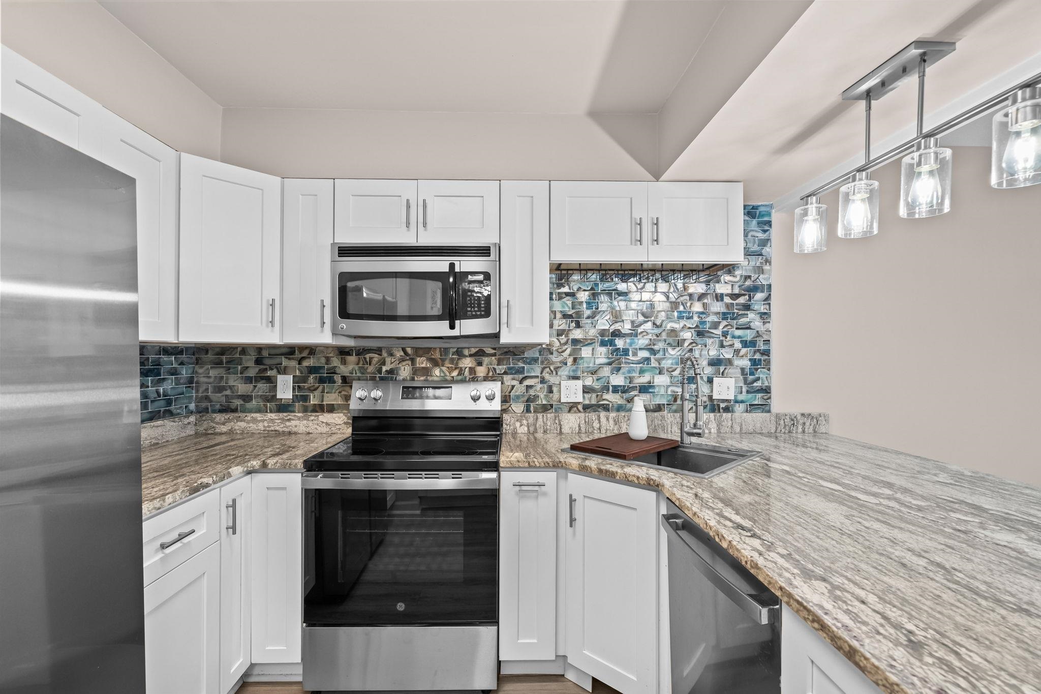30 Peter Horry Court, Unit 182 Georgetown, SC 29440 - Photo 6 of 68 Gallery Image 6