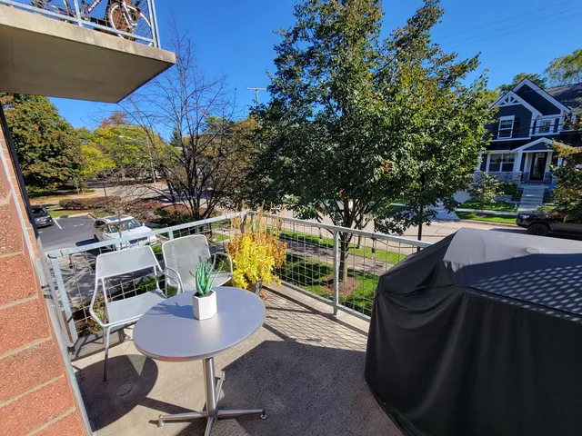 $539,900 | 300 Hamilton Street, Unit 201, Plymouth, MI 48170