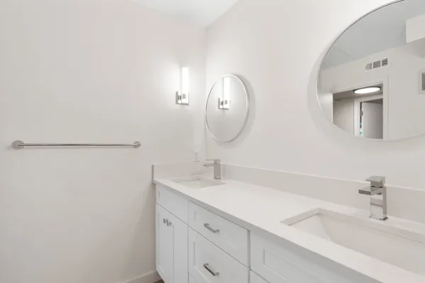 $1,279 | 4716 Trenton Drive, Unit 22, Hermitage, TN 37076