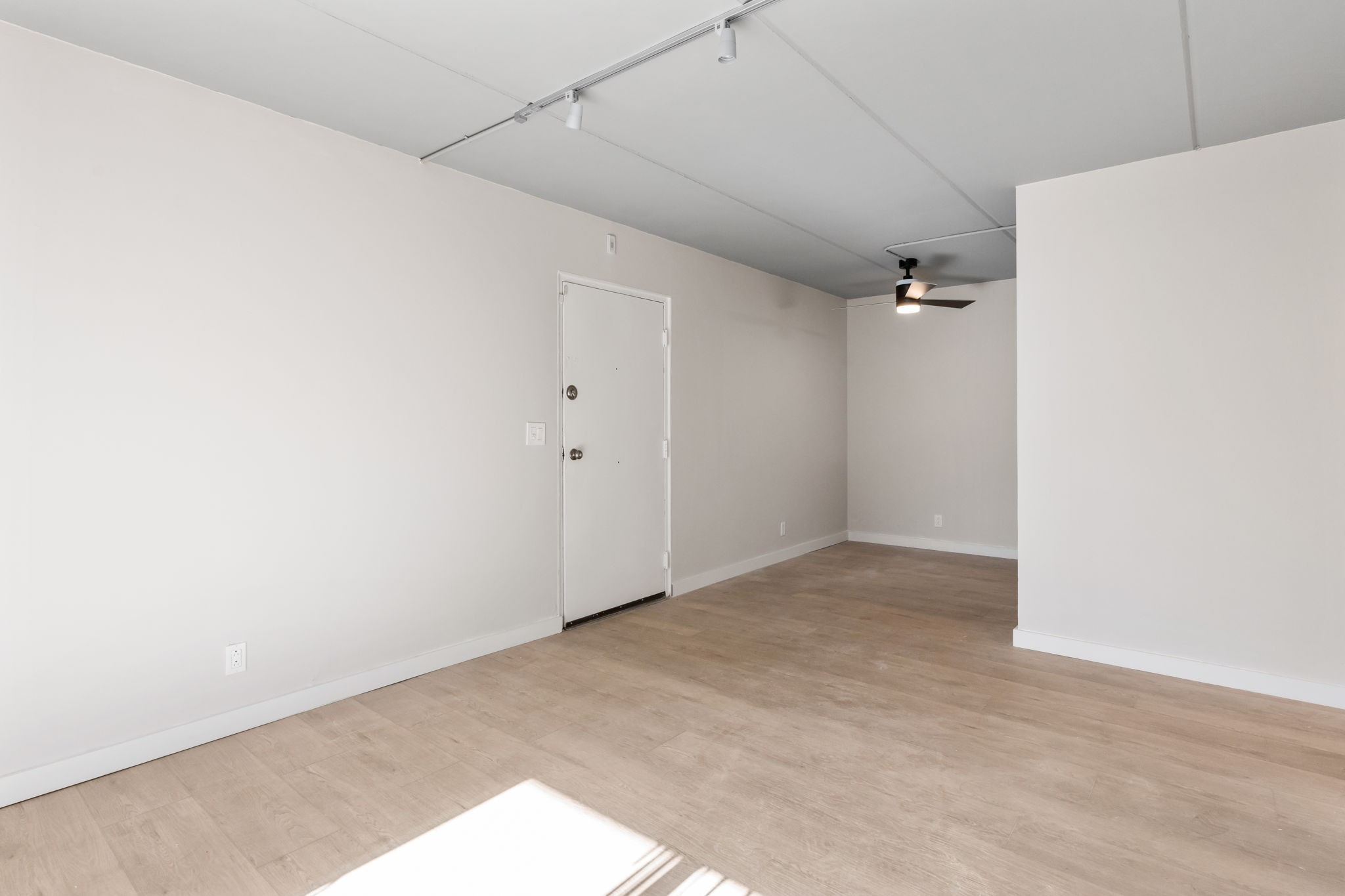 4716 Trenton Drive, Unit 22 Hermitage, TN 37076 - Photo 4 of 18