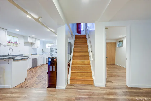 $849,000 | 515 South 10th Street, New Hyde Park, NY 11040