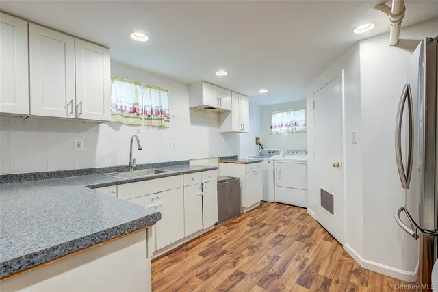 $849,000 | 515 South 10th Street, New Hyde Park, NY 11040