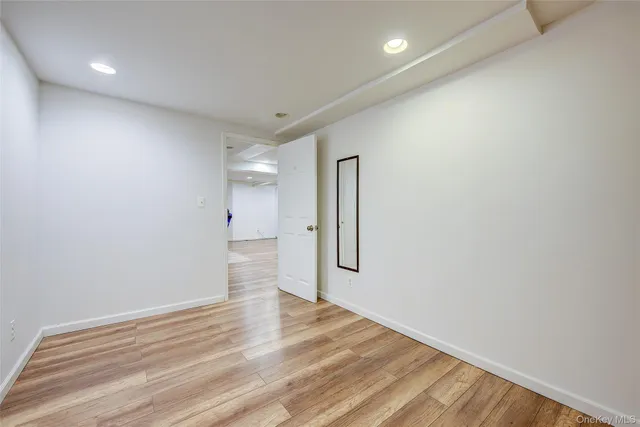 $849,000 | 515 South 10th Street, New Hyde Park, NY 11040