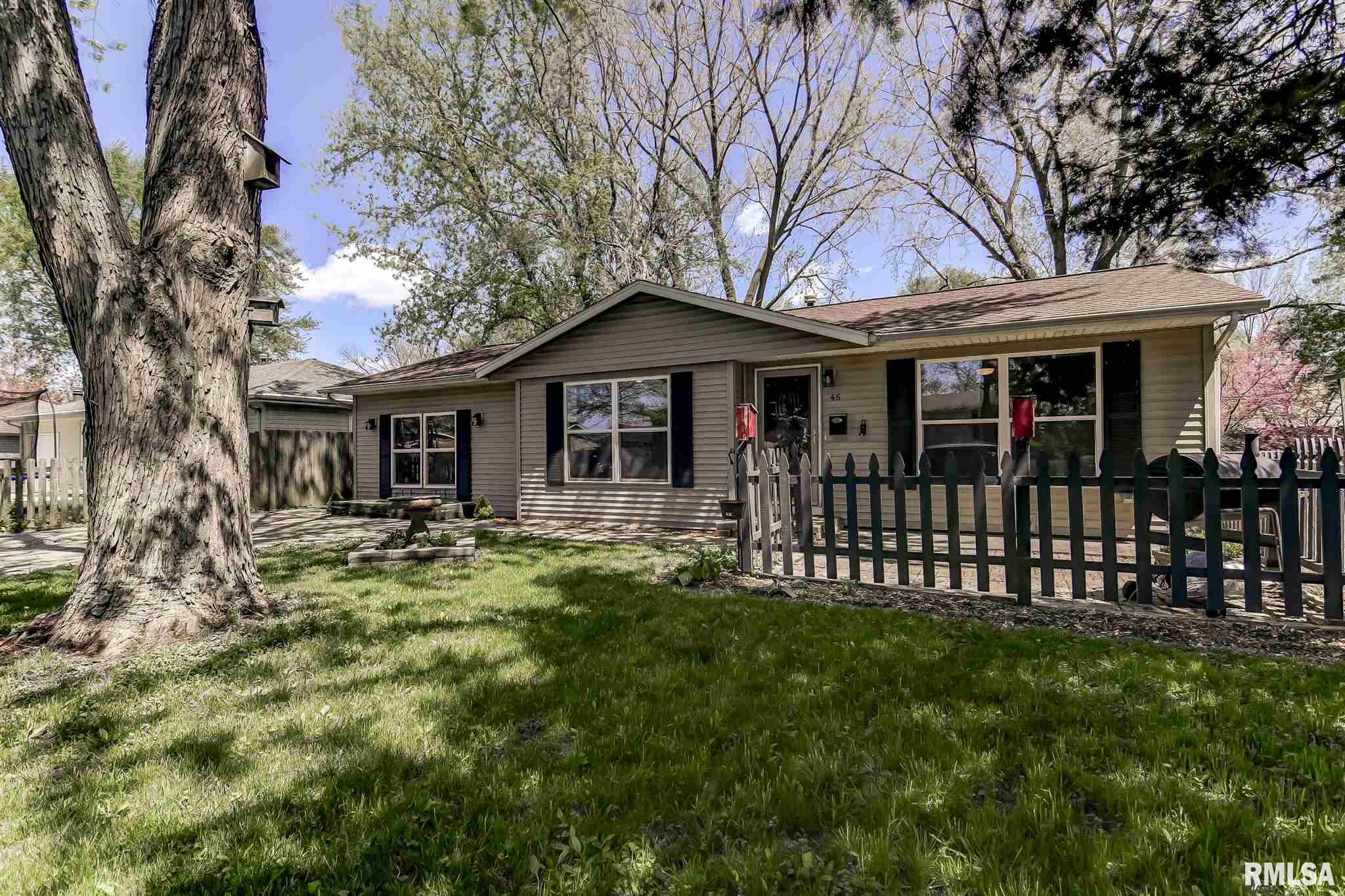 46 Buckingham Road Chatham, IL 62629 - Photo 3 of 37 Gallery Image 3