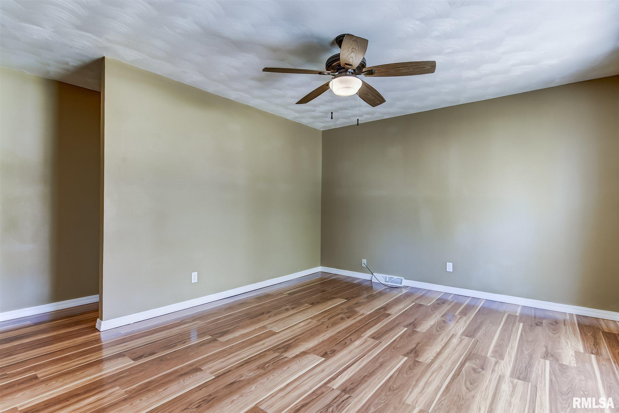 46 Buckingham Road Chatham, IL 62629 - Photo 10 of 37 Gallery Image 10