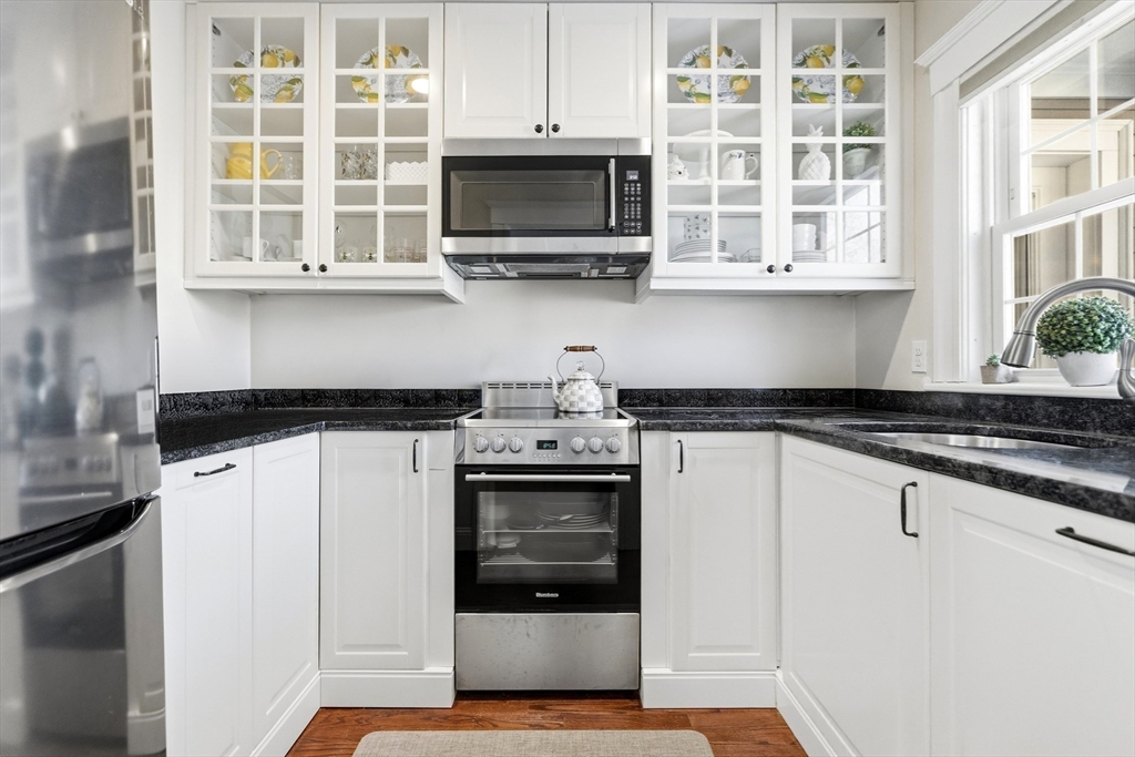 1 Stratford Road Andover, MA 01810 - Photo 31 of 41 Gallery Image 31