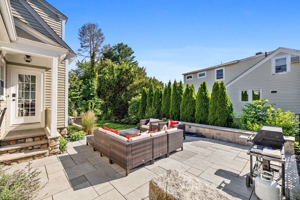 1 Stratford Road Andover, MA 01810 - Photo 37 of 41 Gallery Image 37