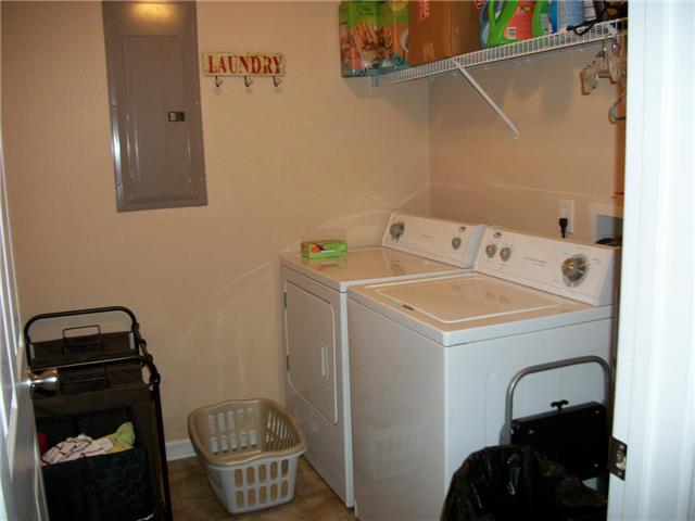 5 Myrick Road Flintville, TN 37335 - Photo 13 of 13 a utility room with dryer and washer