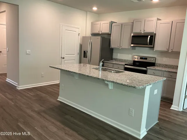 $290,900 | 1616 Lightered Knot Court, Bolivia, NC 28422