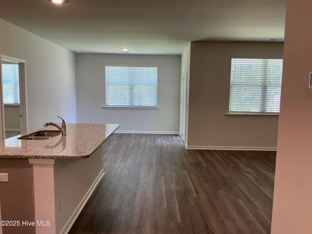 $290,900 | 1616 Lightered Knot Court, Bolivia, NC 28422