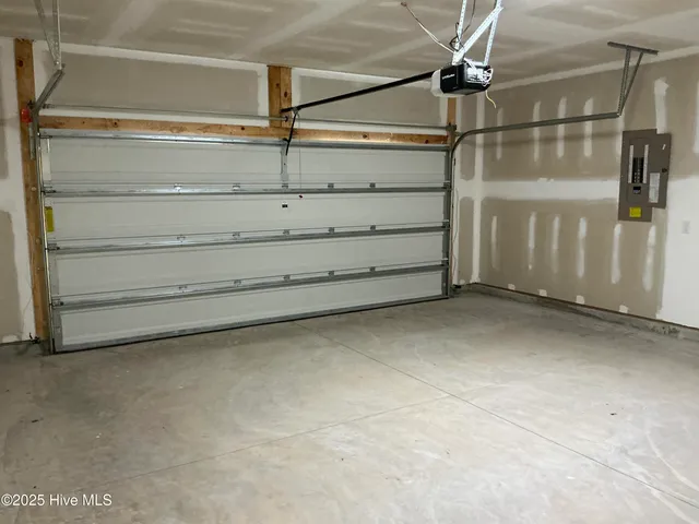 $290,900 | 1616 Lightered Knot Court, Bolivia, NC 28422