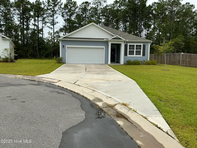 $290,900 | 1616 Lightered Knot Court, Bolivia, NC 28422