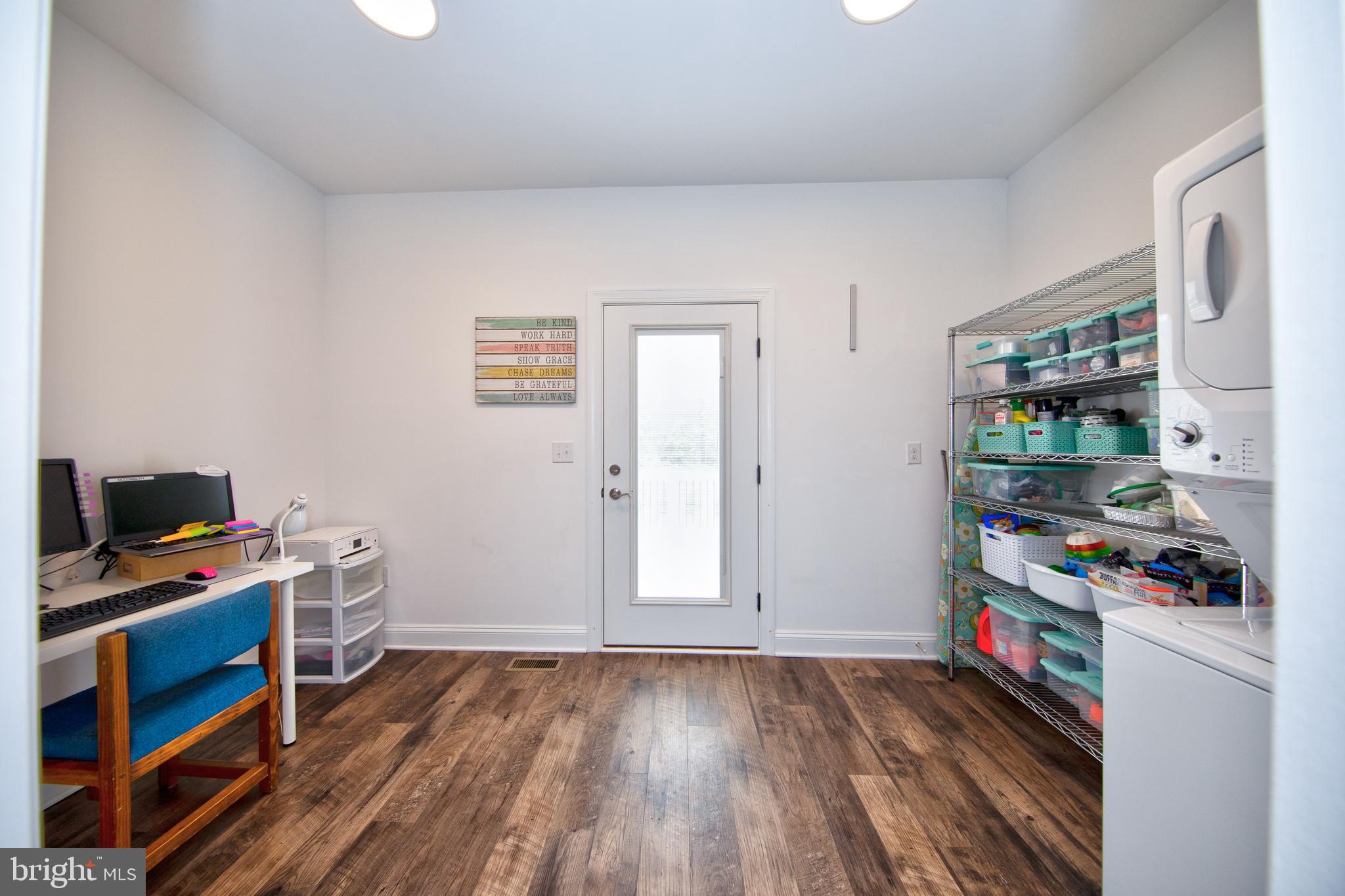 3534 Scarboro Road Street, MD 21154 - Photo 36 of 49 Im-law laundry and craft room