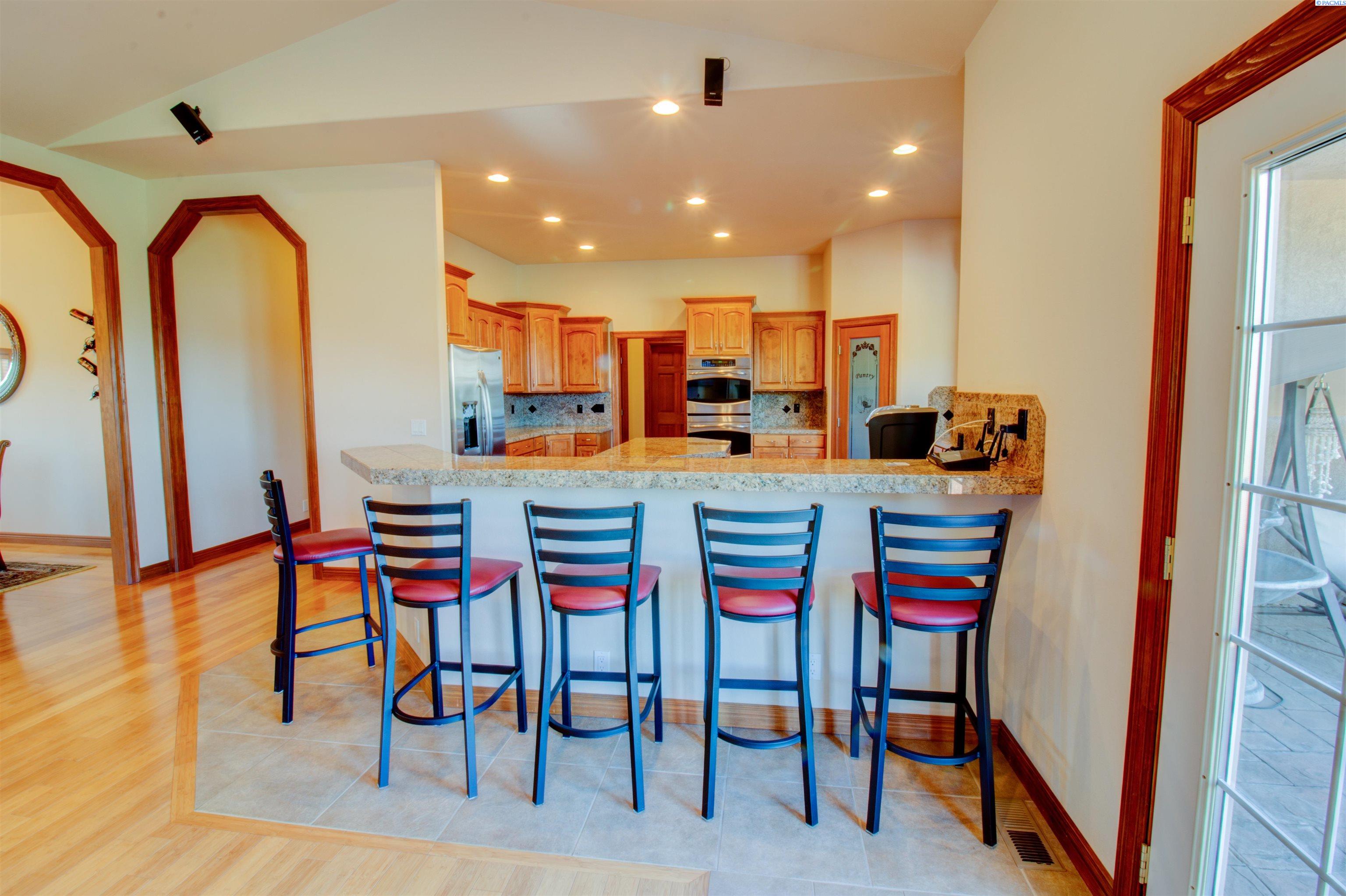 45802 South Fremont Road Kennewick, WA 99337 - Photo 7 of 41 Gallery Image 7
