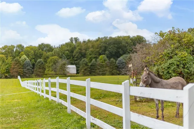 $2,900,000 | 206 Lee Road, Grove City, PA 16127